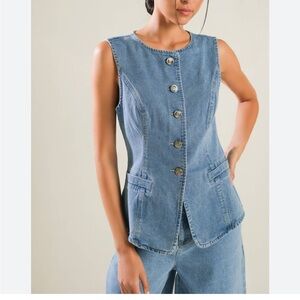 FREEMARKET Women's Blue Denim Vest